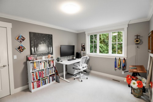 1376 Dyck Road, North Vancouver, BC 