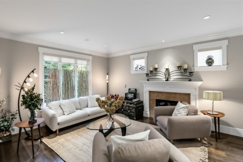 1376 Dyck Road, North Vancouver, BC 
