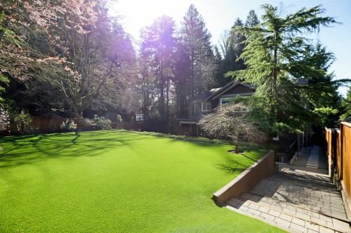 1376 Dyck Road, North Vancouver, BC 