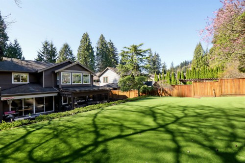 1376 Dyck Road, North Vancouver, BC 
