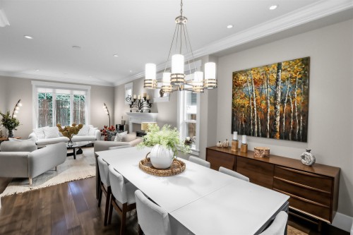 1376 Dyck Road, North Vancouver, BC 