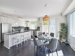 121-5550 Admiral Way Ladner, BC V4K 0C4