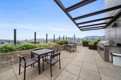 710-209 7Th Avenue E, Vancouver, BC - Outdoor With Exterior