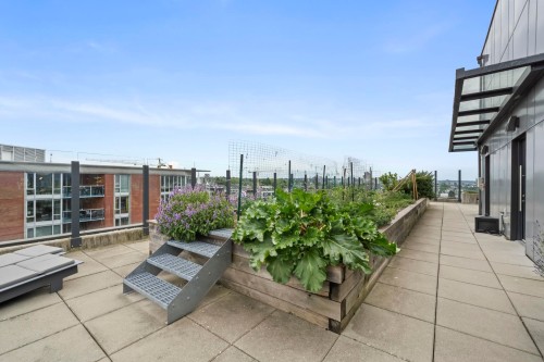 710-209 7Th Avenue E, Vancouver, BC - Outdoor With Balcony