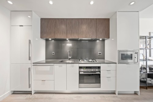 710-209 7Th Avenue E, Vancouver, BC - Indoor