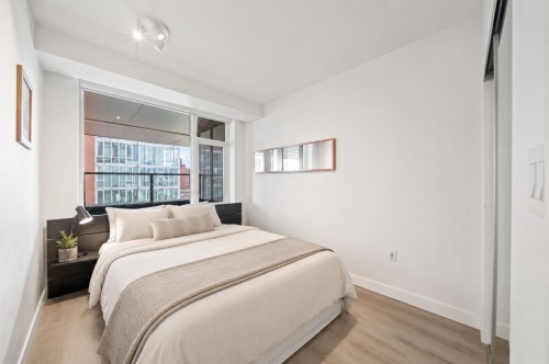 710-209 7Th Avenue E, Vancouver, BC - Indoor Photo Showing Bedroom