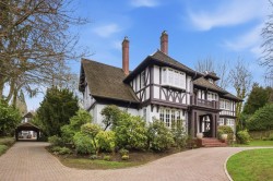 3590 Cypress Street Vancouver, BC V6J 3P1