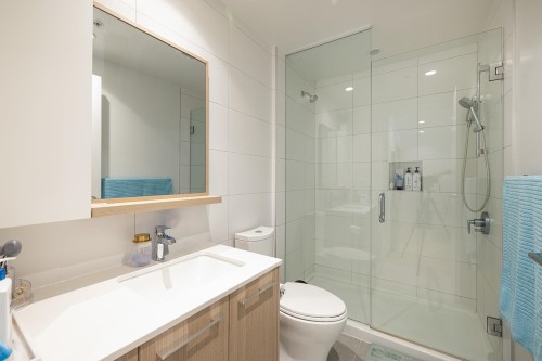 208-9888 University Crescent, Burnaby, BC 
