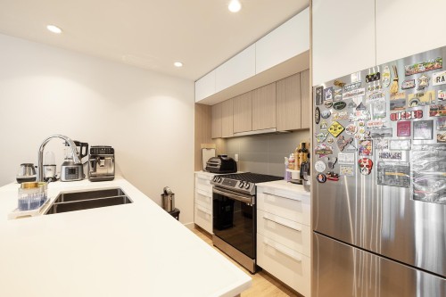 208-9888 University Crescent, Burnaby, BC 