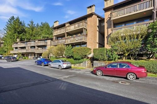 1021 Old Lillooet Road  North Vancouver, BC V7J 3H6