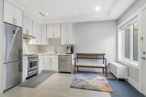 3537 18Th Avenue W, Vancouver, BC 