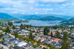 155 Ellesmere Avenue Burnaby, BC V5B 3S5