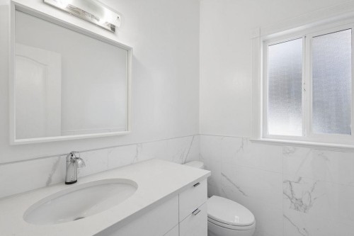 2709 37Th Avenue W, Vancouver, BC 
