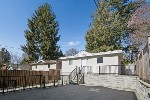 2709 37Th Avenue W, Vancouver, BC 