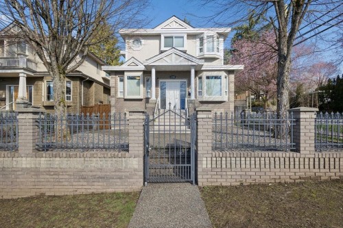 2709 37Th Avenue W, Vancouver, BC 