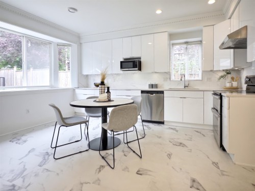 2709 37Th Avenue W, Vancouver, BC 