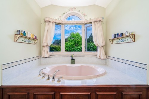 6680 Gibbons Drive, Richmond, BC 