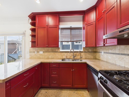 3394 Seaforth Drive, Vancouver, BC 
