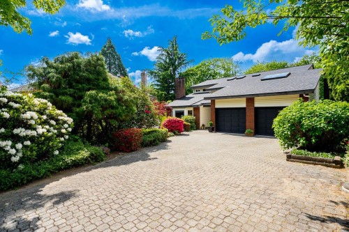 7460 Burnham Court, Burnaby, BC - Outdoor