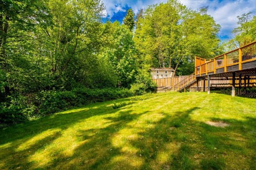 7460 Burnham Court, Burnaby, BC - Outdoor