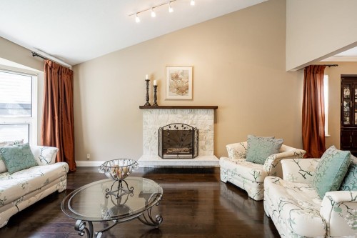 7460 Burnham Court, Burnaby, BC - Indoor Photo Showing Living Room With Fireplace