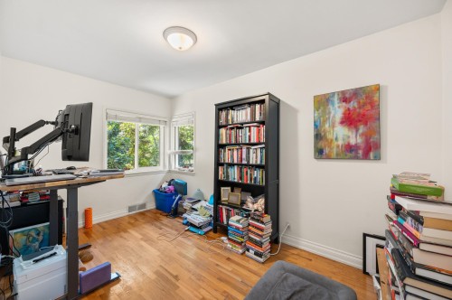 2323 23Rd Avenue W, Vancouver, BC 