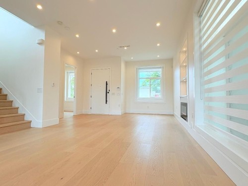 2026 32Nd Avenue E, Vancouver, BC 