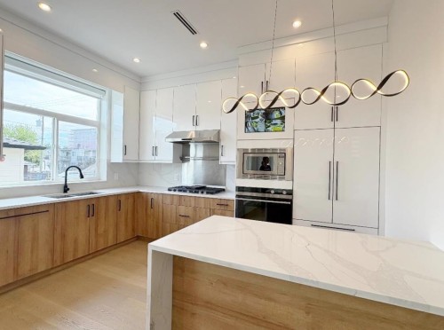 2026 32Nd Avenue E, Vancouver, BC 