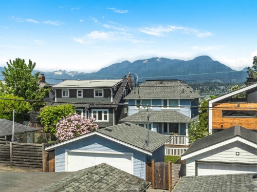 2889 Mcgill Street, Vancouver, BC 