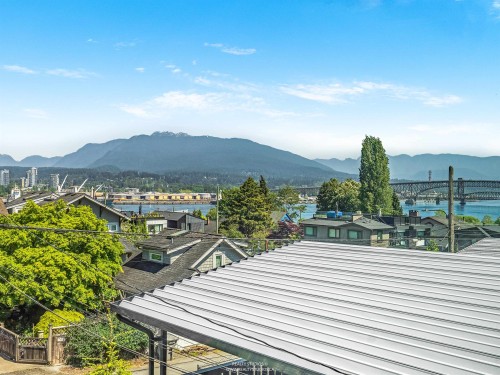 2889 Mcgill Street, Vancouver, BC 