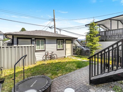 2889 Mcgill Street, Vancouver, BC 
