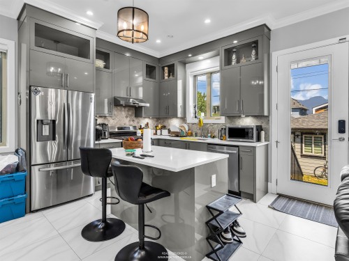 2889 Mcgill Street, Vancouver, BC 