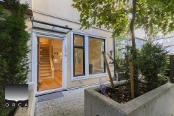 1078 Nicola Street Vancouver, BC V6G 2E2