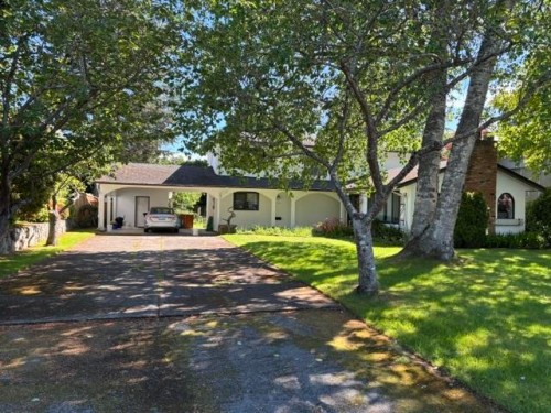 4936 4 Avenue  Delta, BC V4M 1G4