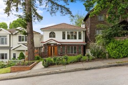 611 22nd Avenue E Vancouver, BC V5V 1V3
