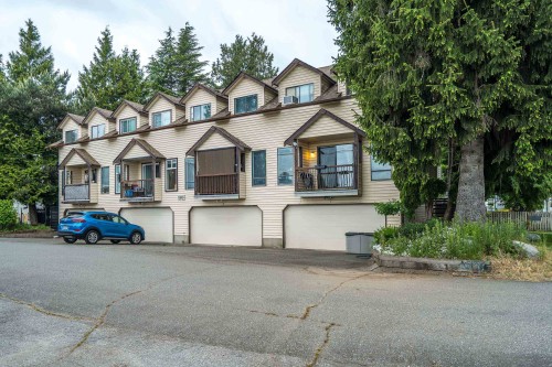 1-11869 223rd Street  Maple Ridge, BC V2X 5Y2
