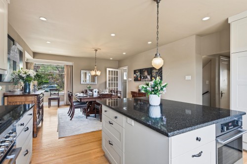 1971 36Th Avenue W, Vancouver, BC 