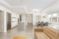 202-5688 Willow Street  Vancouver, BC V5Z 3S4