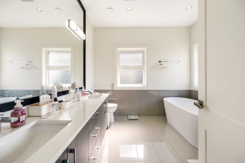 5466 Moncton Street, Richmond, BC 