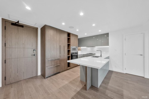 404-6833 Pearson Way, Richmond, BC 