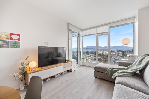 2106-7303 Noble Lane  Burnaby, BC V3N 0H2