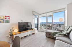 2106-7303 Noble Lane Burnaby, BC V3N 0H2