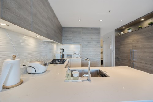 2106-7303 Noble Lane, Burnaby, BC 