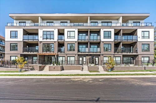 102-2277 Hawthorne Avenue  Port Coquitlam, BC V3C 1W7