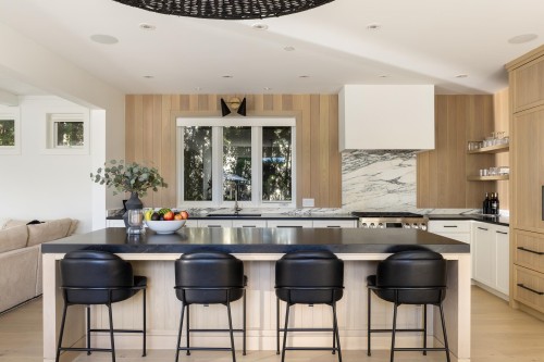 1411 29Th Street, West Vancouver, BC 