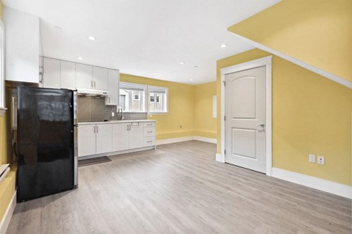 1477 61St Avenue E, Vancouver, BC 