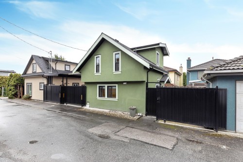 1477 61St Avenue E, Vancouver, BC 