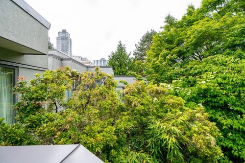 1304 7Th Avenue W, Vancouver, BC 