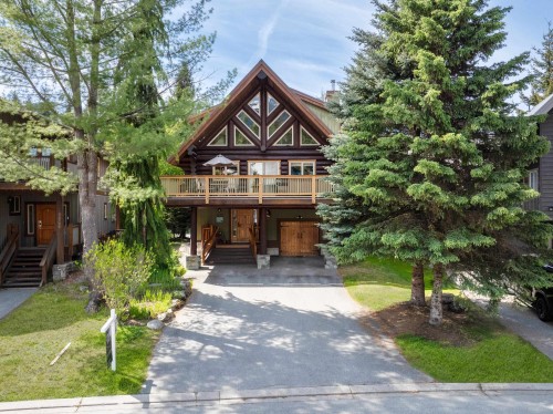 7270 Spruce Grove Circle  Whistler, BC V8E 0E8
