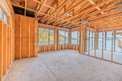 5482 Hill Road, Sechelt, BC 